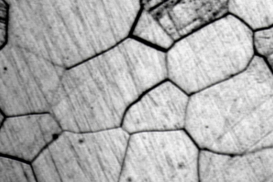 آزمون میکرو سنجی قطعات