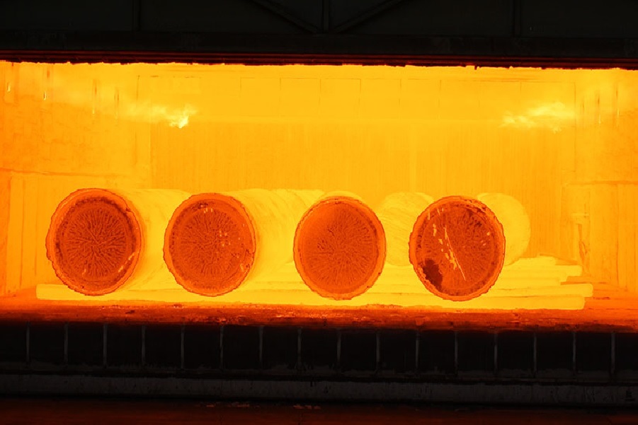 سخت‌کاری و تمپر کردن (Quenching and Tempering)